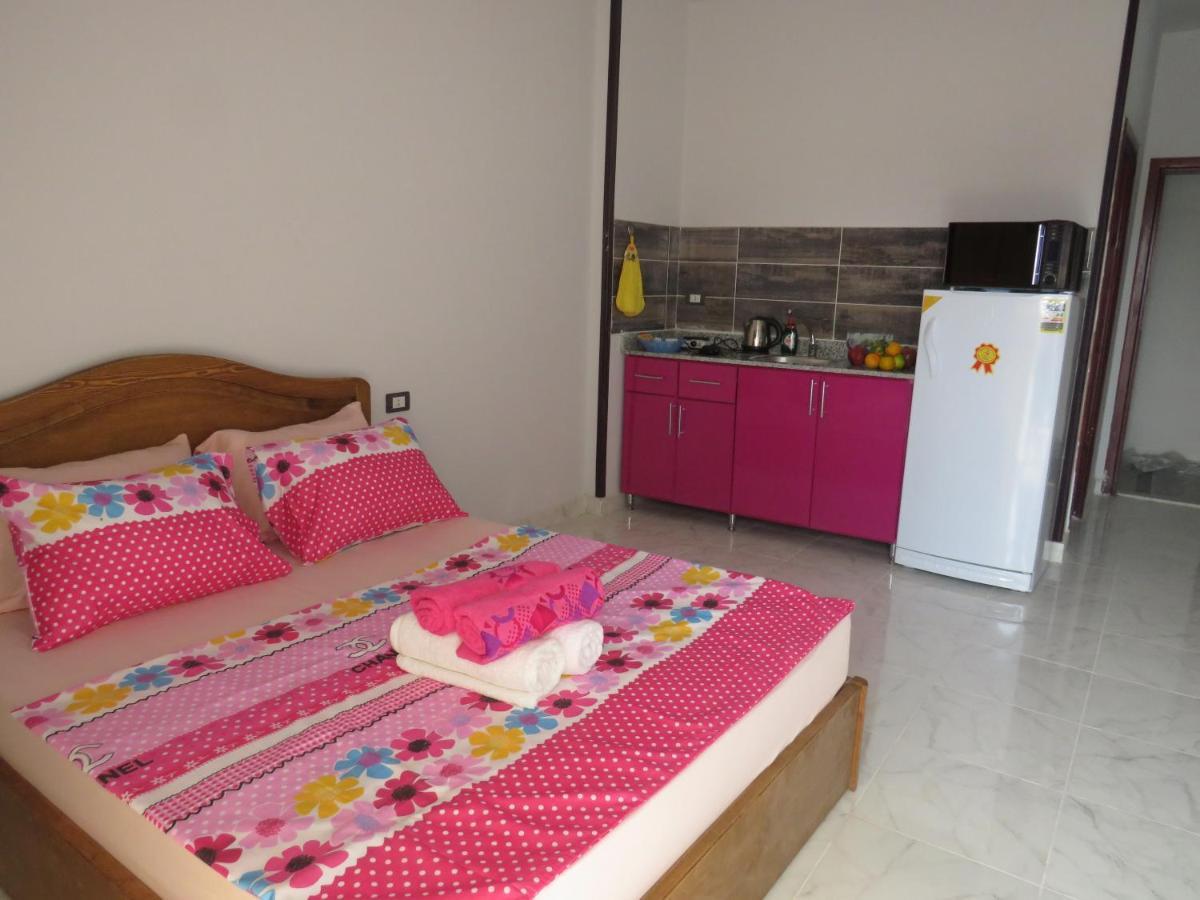 Apartment Bella Rosa Near The Sea Redsealine 洪加達 外观 照片