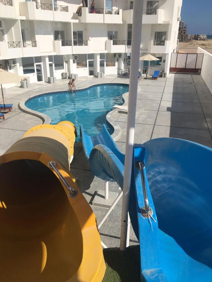 Apartment Bella Rosa Near The Sea Redsealine 洪加達 外观 照片